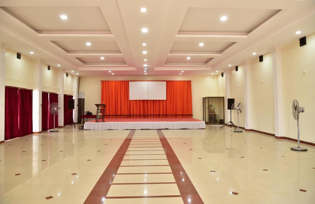 Surya Shibir Resort Пуне Екстер'єр фото